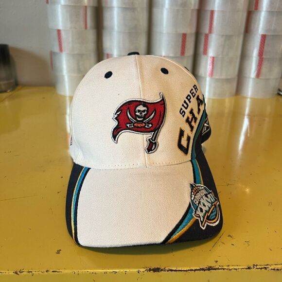 VINTAGE Tampa Bay Buccaneers Hat Cap Super Bowl XXXVII Champions Bucs 2002 Y2K - Picture 2 of 6